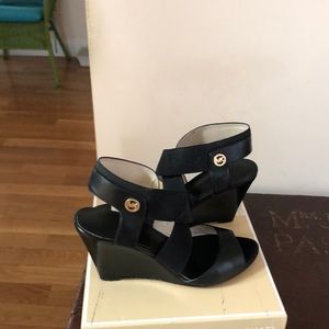 Michael Kors Meadow Wedge Size 8